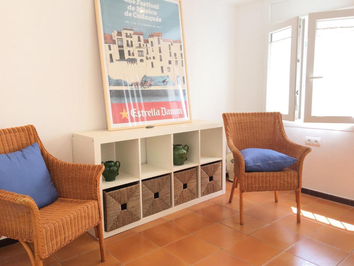 Tortora - Casa En El Centro Con Vistas Al Mar Villa Cadaqués Exteriör bild