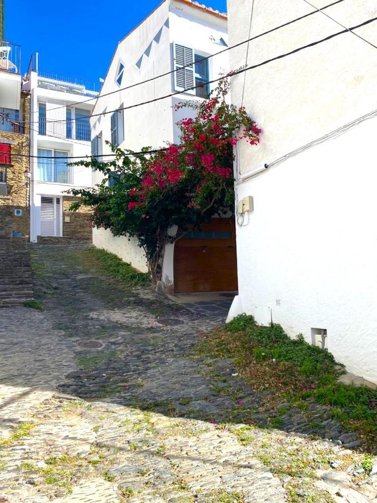 Tortora - Casa En El Centro Con Vistas Al Mar Villa Cadaqués Exteriör bild